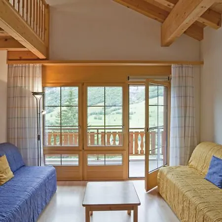 公寓 莱斯奈特赫拉酒店